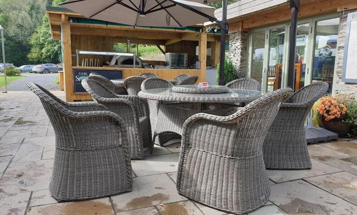 Has both dining inside and outside -  Delicious but simple food and you must try our home made pizzas